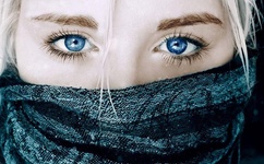 公交车纯肉超H奶水林柔